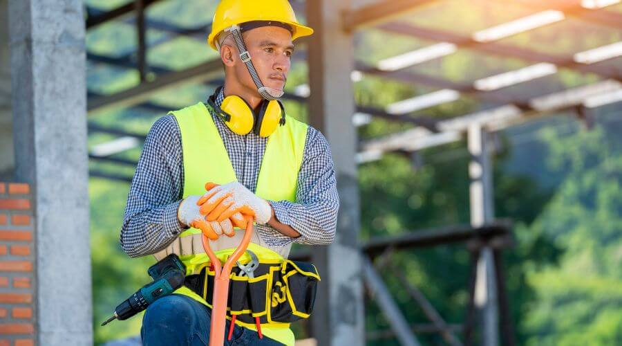 Professional gutter cleaning in Mack, CO